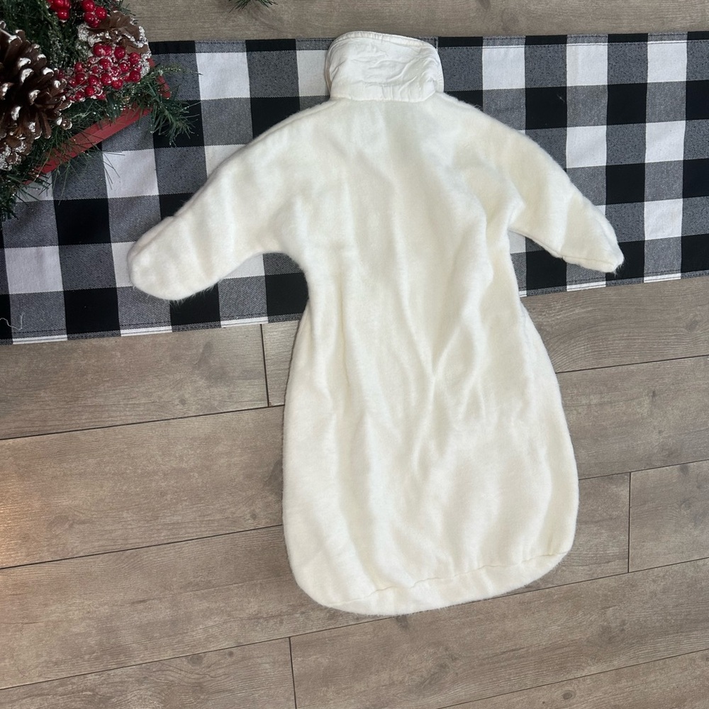 Vtg 1950s White Embroidered Bunting Sack Baby Girl Mun-Robe by Walter J. Murro - Picture 10 of 16